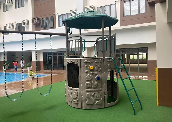 By Trixia Be Apartments, Luxury Apartments, Ac, Pool, Gym, Near It Park Apartment *