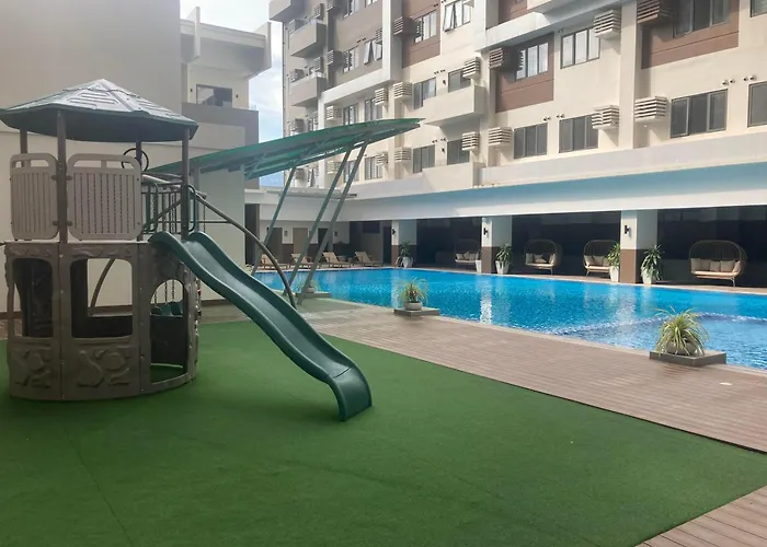 By Trixia Be Apartments, Luxury Apartments, Ac, Pool, Gym, Near It Park Cebu